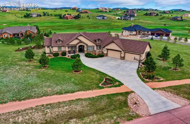 1434 Castlecombe Ln, Monument, CO 80132