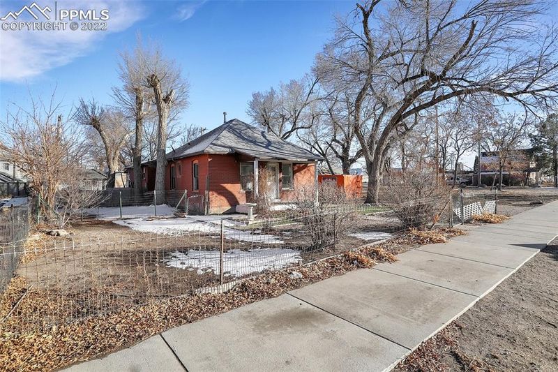 1434 E Routt Ave, Pueblo, CO 81004