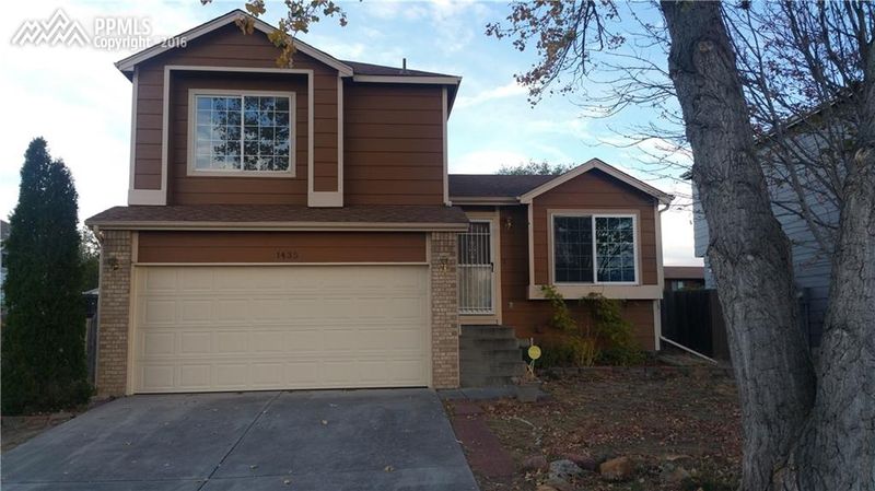 1435 Challenger Ave, Colorado Springs, CO 80916
