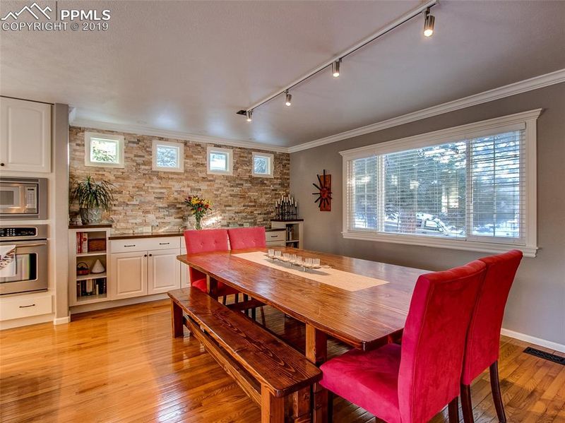 144 Gordon Ln, Castle Rock, CO 80104