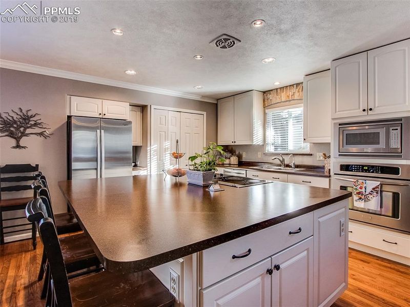 144 Gordon Ln, Castle Rock, CO 80104