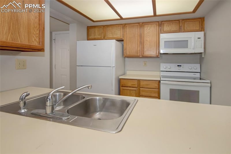 144 Rockrimmon Blvd #102, Colorado Springs, CO 80919