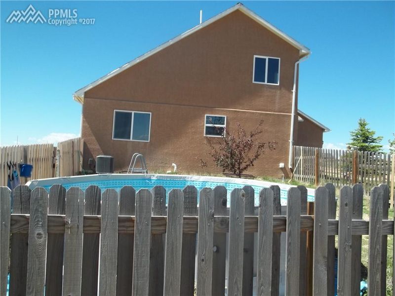 1440 N Chuckwagon Ln, Pueblo, CO 81007