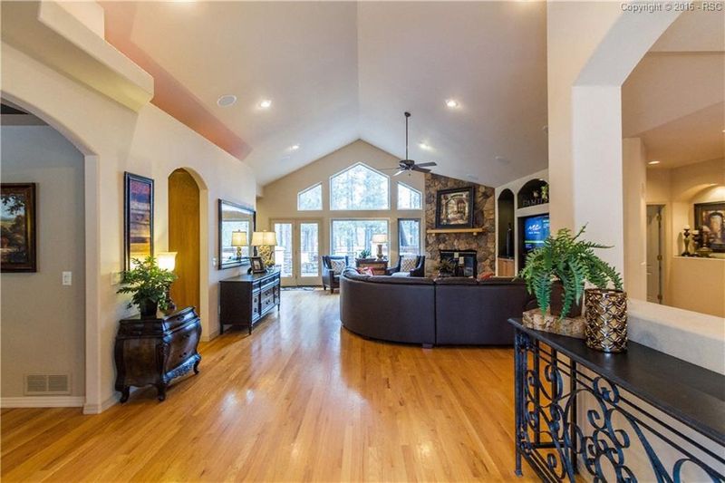 1440 Royal Crest Ct, Monument, CO 80132
