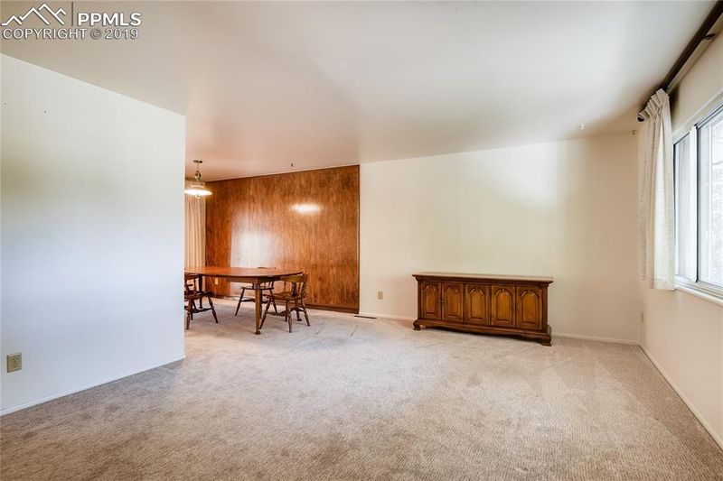 1441 Bowser Dr, Colorado Springs, CO 80909