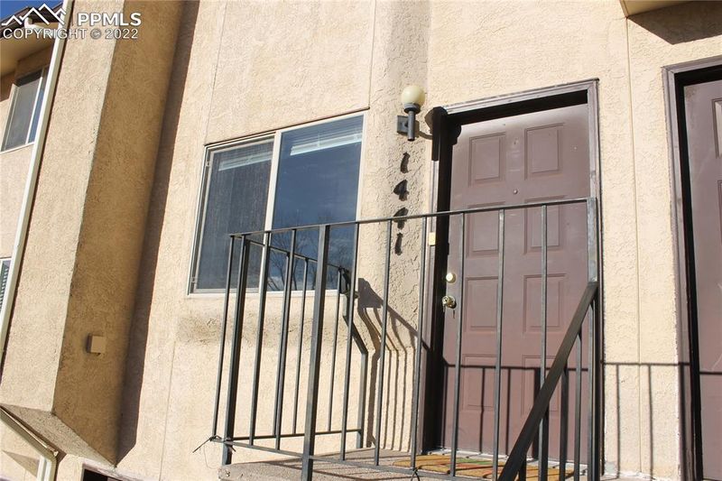 1441 Territory Trl, Colorado Springs, CO 80919