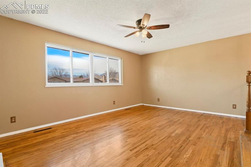 1443 Prado Dr, Fountain, CO 80817