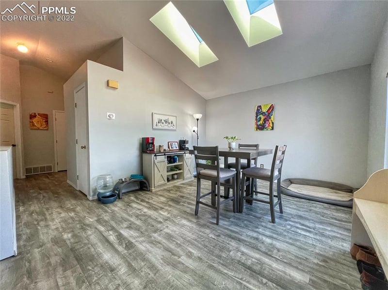 1445 Crippen Ct, Colorado Springs, CO 80916