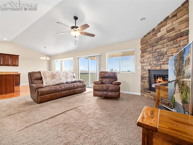 1446 N Bowen Dr, Pueblo, CO 81007