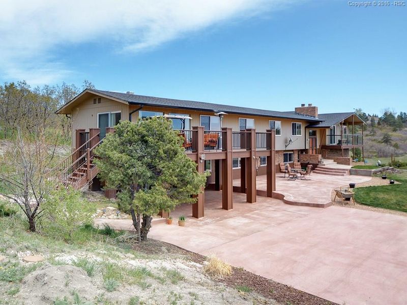 14490 Sun Hills Dr, Colorado Springs, CO 80921