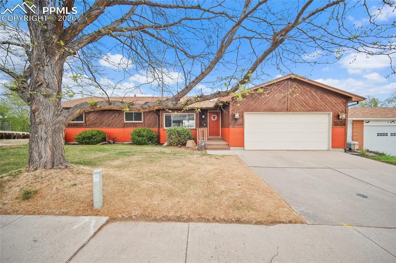 1453 Friendship Ln, Colorado Springs, CO 80904