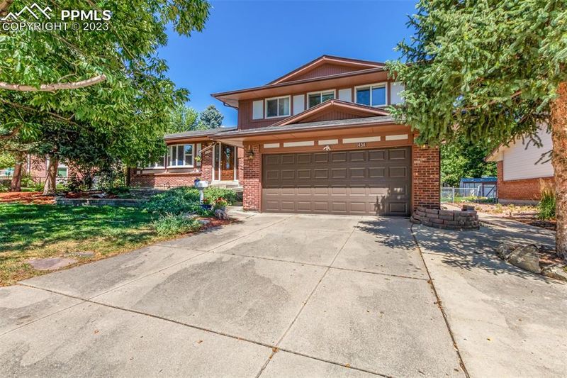 1458 S Ward St, Lakewood, CO 80228