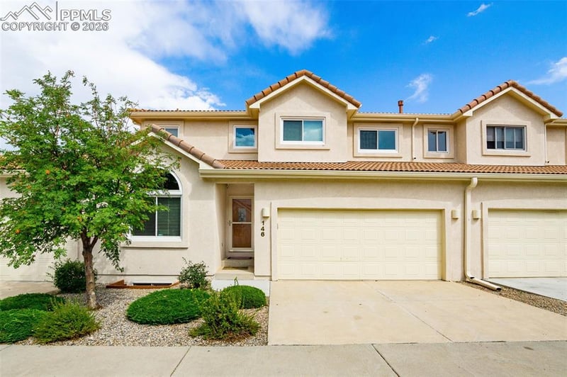 146 Luxury Ln, Colorado Springs, CO 80921