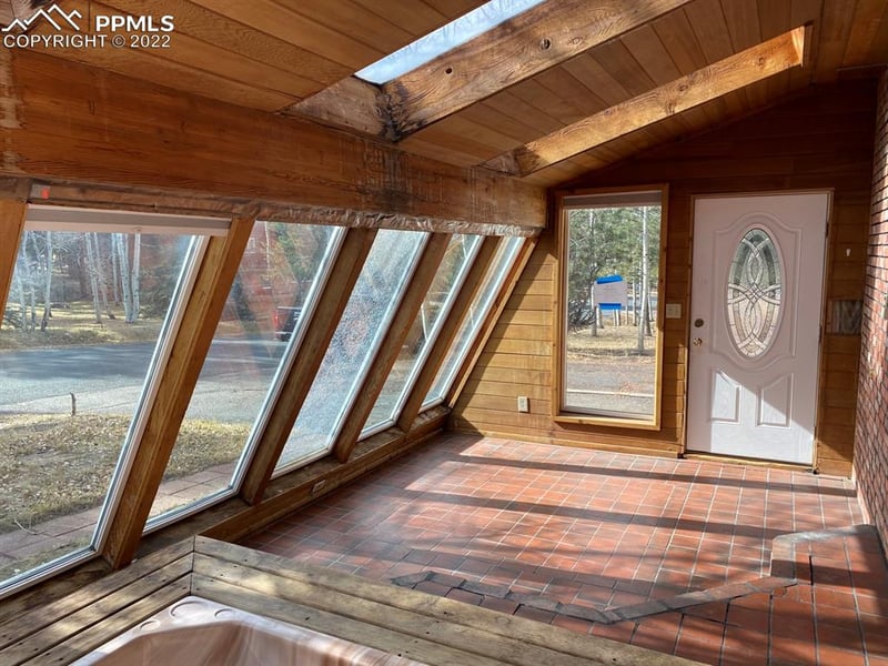 146 Rolling Park Dr, Woodland Park, CO 80863