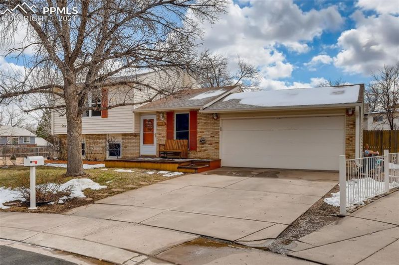 1460 S Bahama Way, Aurora, CO 80017