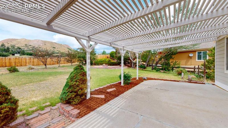 1461 Short Grass Ct, Castle Rock, CO 80109