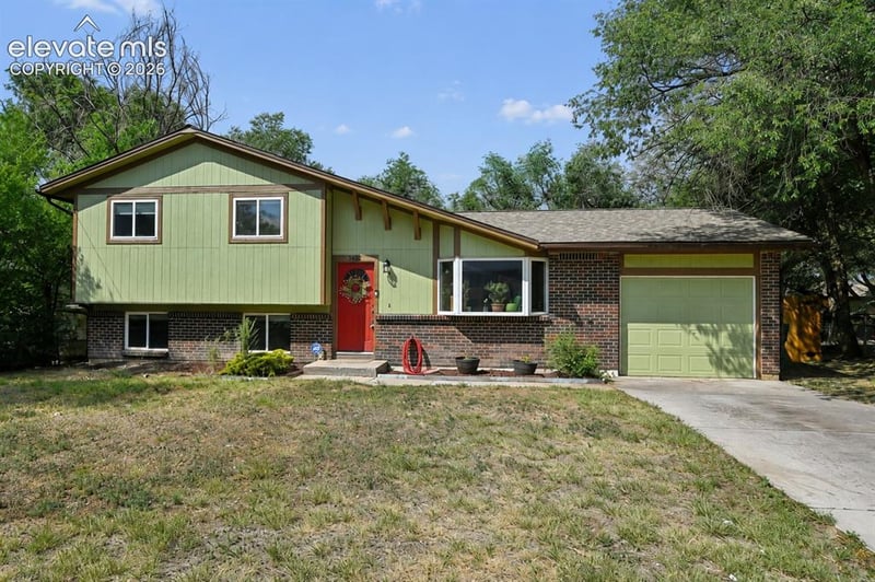 1466 Bonita Dr, Fountain, CO 80817