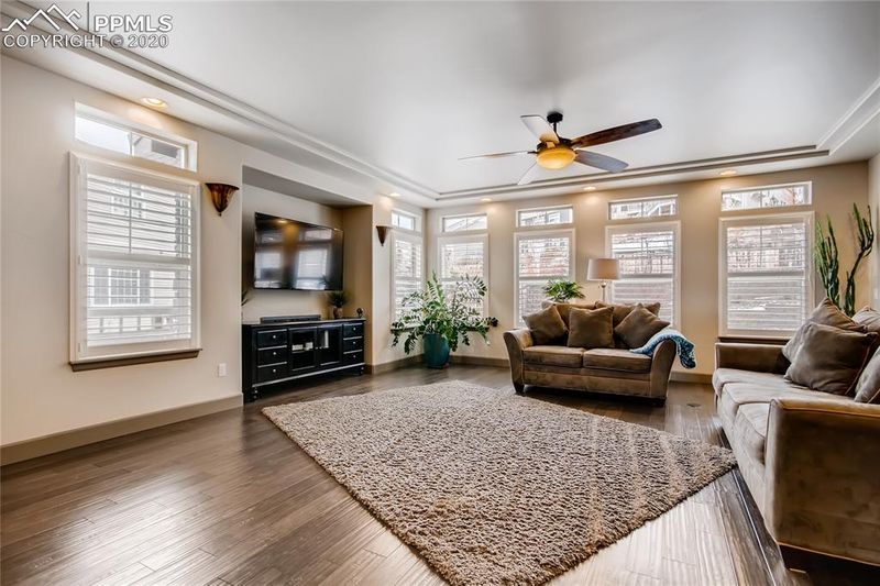 1476 Candleglow St, Castle Rock, CO 80109