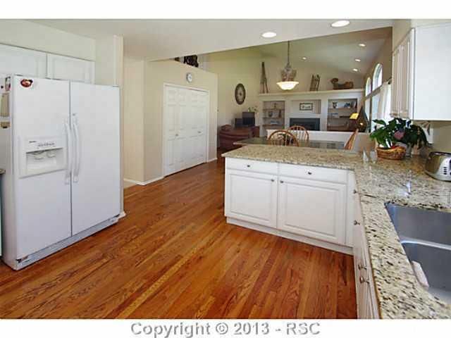 1480 Owl Ridge Dr, Colorado Springs, CO 80919