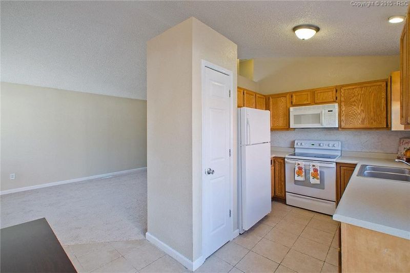 1480 Ride Ln, Colorado Springs, CO 80916