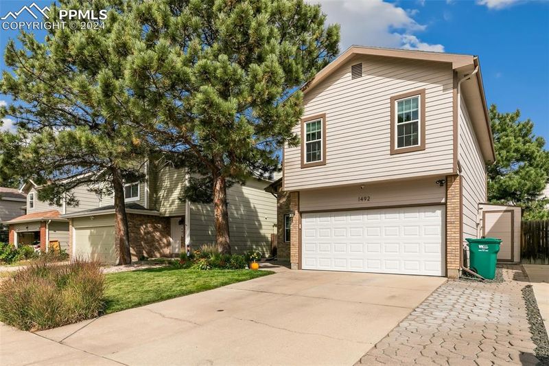 1492 4th St, Colorado Springs, CO 80907