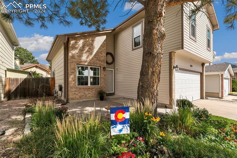 1492 4th St, Colorado Springs, CO 80907