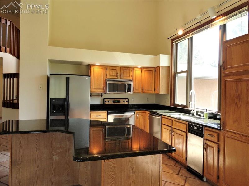 14930 E Coachman Dr, Colorado Springs, CO 80908
