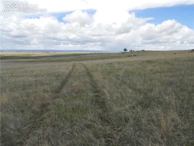 15-21 County Rd, Elbert, CO 80106