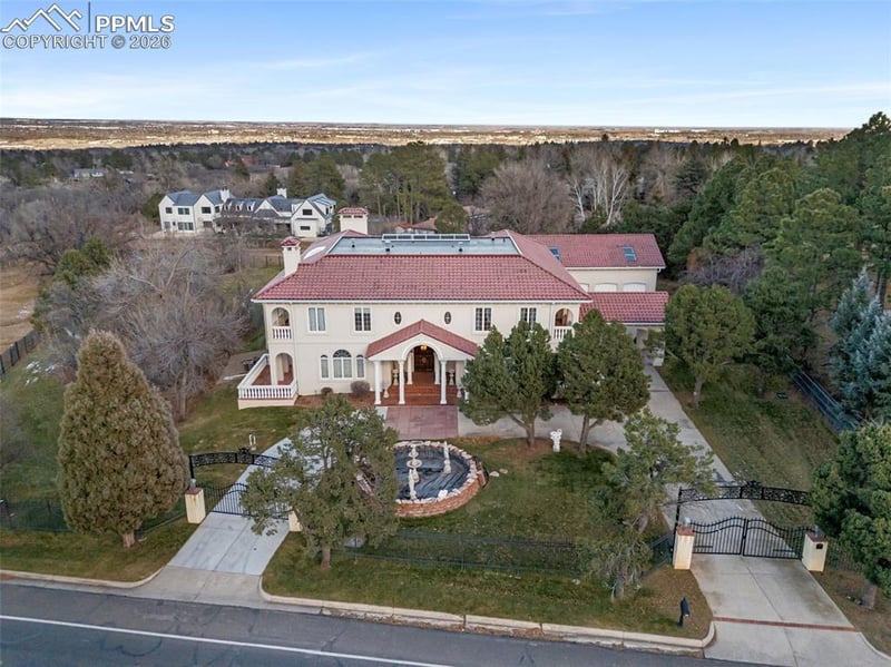 15 Mirada Rd, Colorado Springs, CO 80906