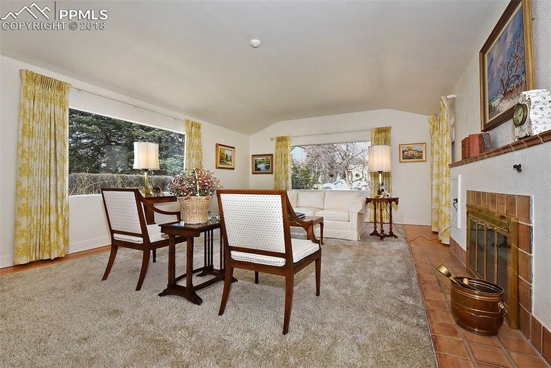 15 Sixth St, Colorado Springs, CO 80906