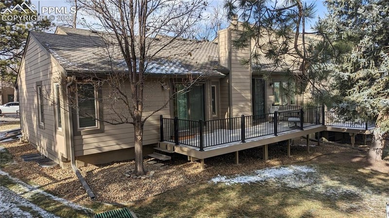 15 Woodbridge Dr, Colorado Springs, CO 80906