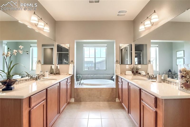 15001 Melco Ave, Parker, CO 80134