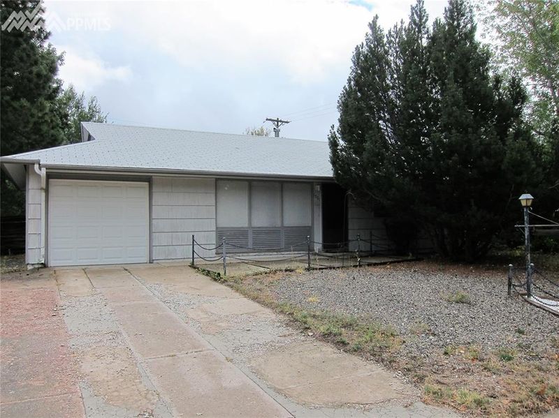 1501 Bates Dr, Colorado Springs, CO 80909