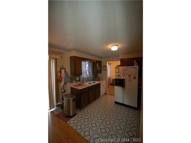 1501 Minnetonka Pl, Colorado Springs, CO 80915