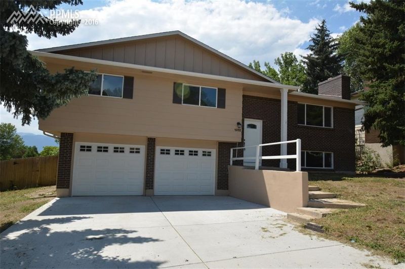 1502 W Owen Cir, Colorado Springs, CO 80915