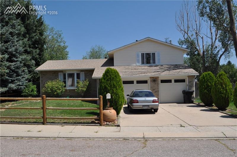 1503 Hiawatha Dr, Colorado Springs, CO 80915
