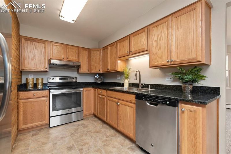 1503 Lehmberg Blvd, Colorado Springs, CO 80915