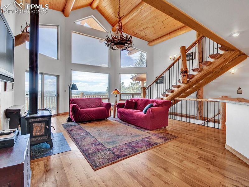 15047 S Highway 67 Hw, Divide, CO 80814