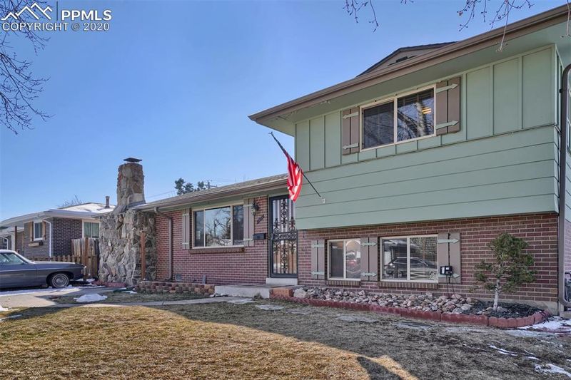 1505 S Endicott St, Lakewood, CO 80232