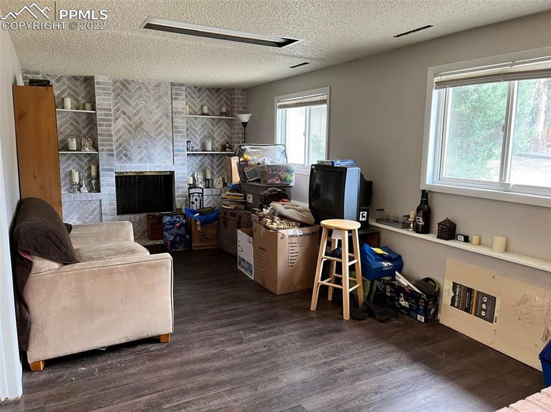 1505 Hathaway Dr, Colorado Springs, CO 80915