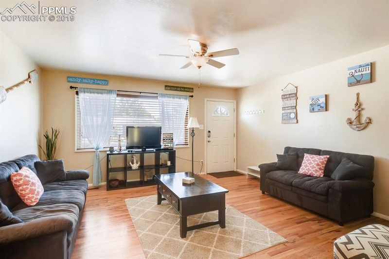 1506 N Chelton Rd, Colorado Springs, CO 80909