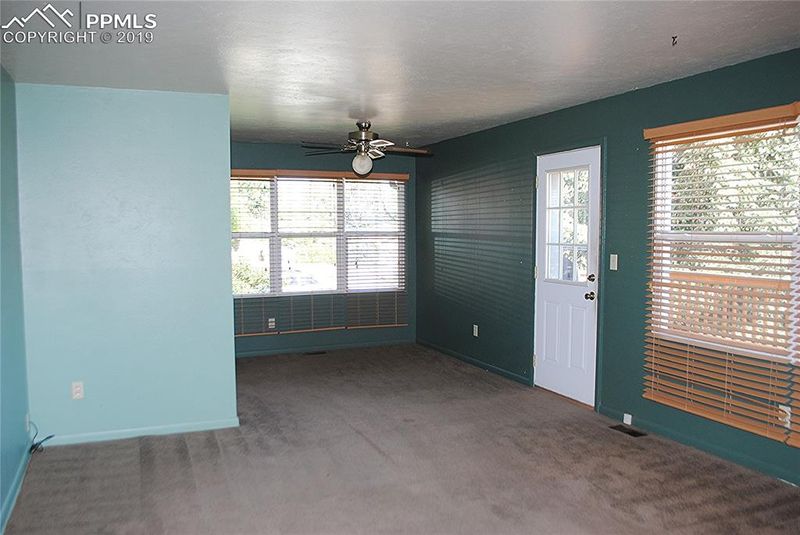 1506 Howard Ave, Colorado Springs, CO 80909