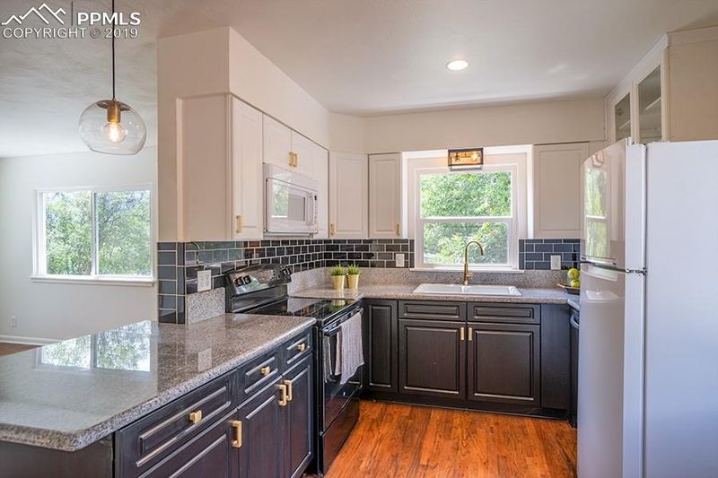 1509 W St Vrain St, Colorado Springs, CO 80904