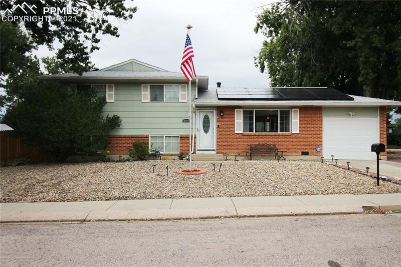 1510 Lyle Dr, Colorado Springs, CO 80915
