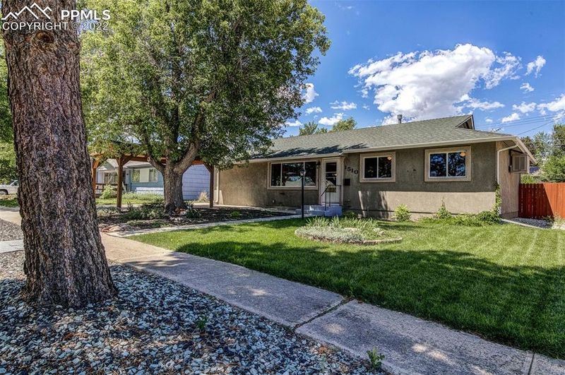 1510 Querida Dr, Colorado Springs, CO 80909