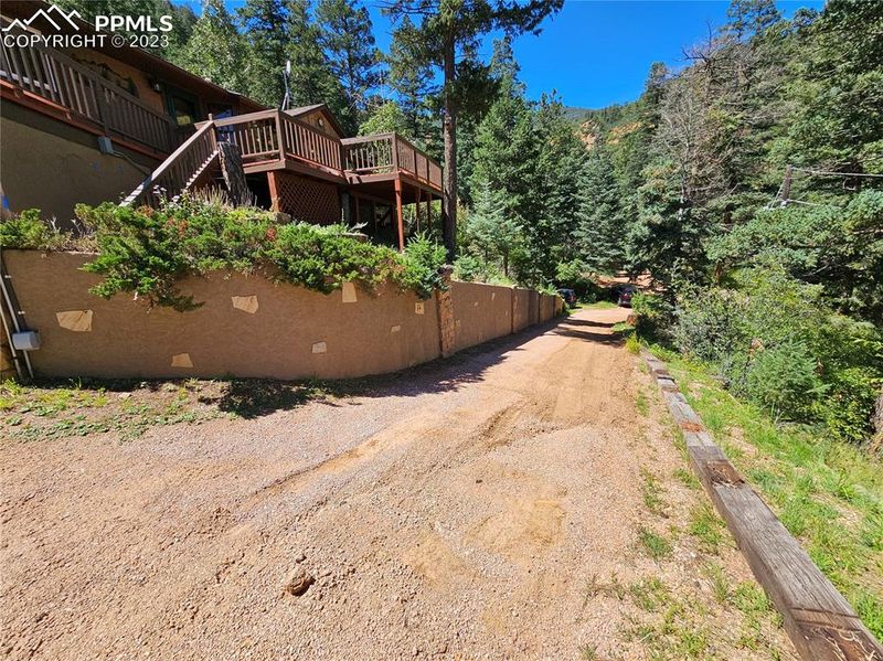 1510 Sutherland Creek Rd, Manitou Springs, CO 80829