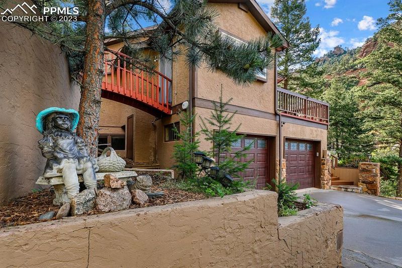 1510 Sutherland Creek Rd, Manitou Springs, CO 80829
