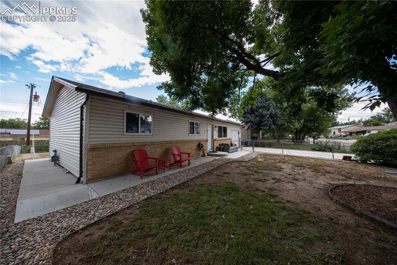 1511 Chadwick Dr, Colorado Springs, CO 80906