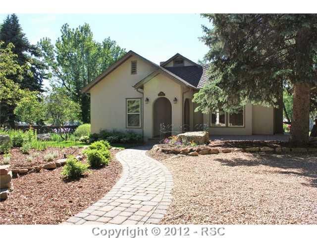1511 Cheyenne Blvd, Colorado Springs, CO 80906