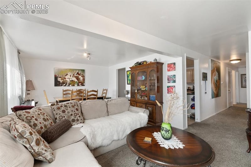 1512 Monument St, Colorado Springs, CO 80909